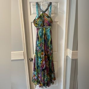 Gorgeous prom or homecoming dress! Juniors size 7. It’s a Rene Moiselle!